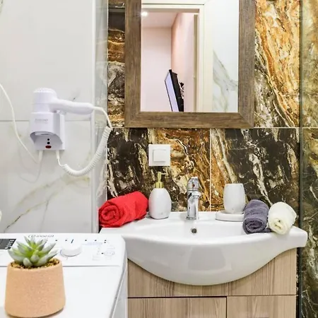 Buon Arrivo * Corfu (city)